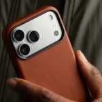 Frictionless Transit Navigating International Flight Cycles with RYAN London’s iPhone 18 Suite